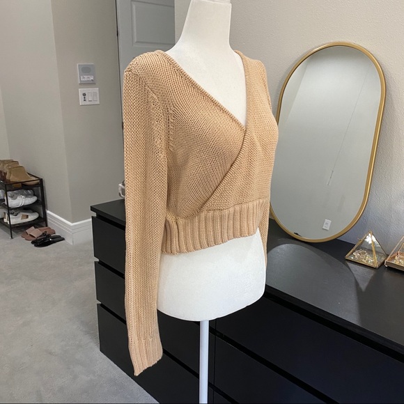 Lovers + Friends Brooklyn Sweater in Nude - Picture 5 of 9